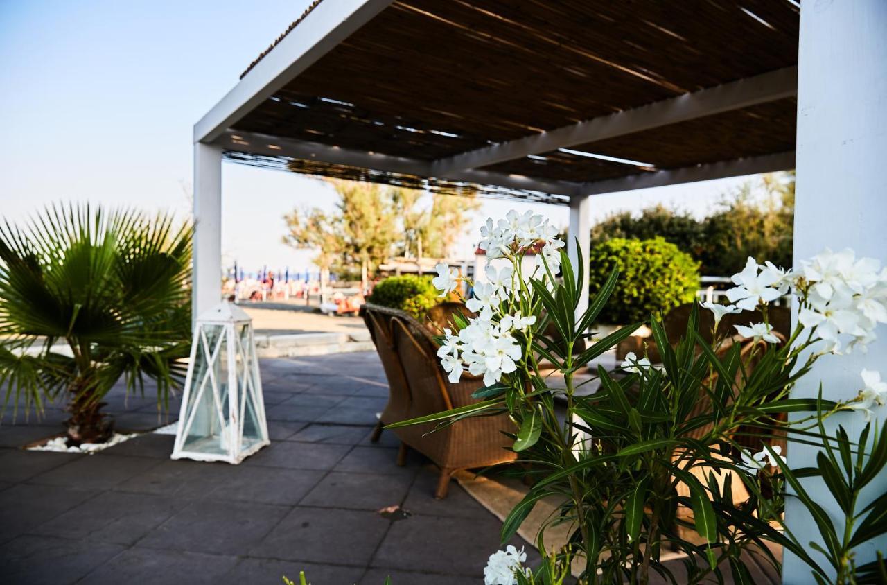 Hotel Enterprise Montalto di Castro Exterior foto